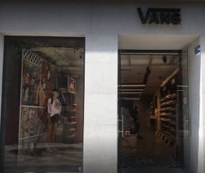 tienda streetwear VANS Store